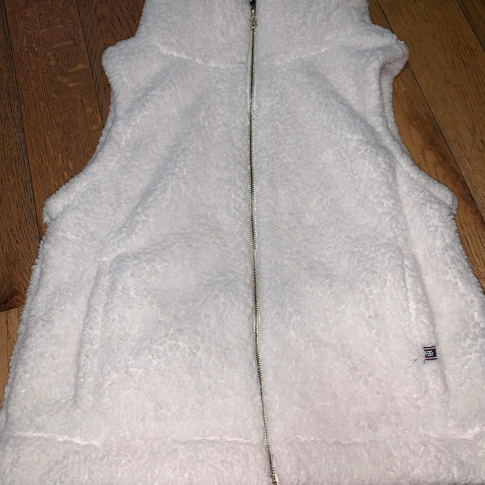 White vest